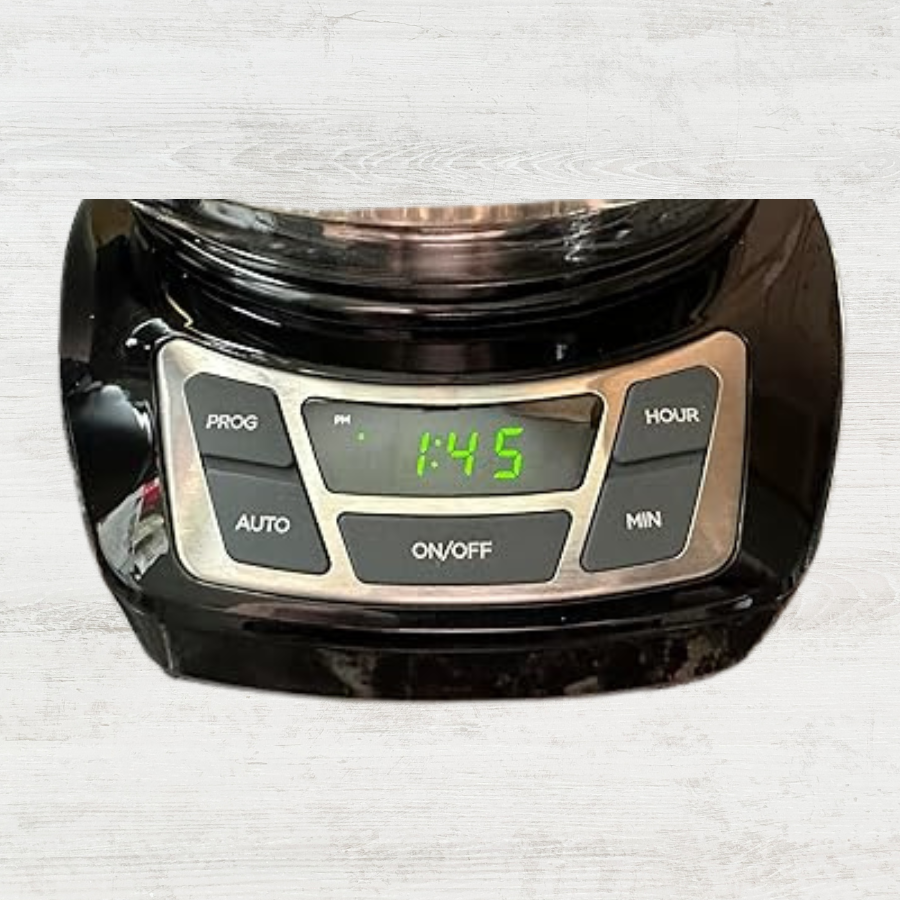 BLACK+DECKER CM1160B (3)