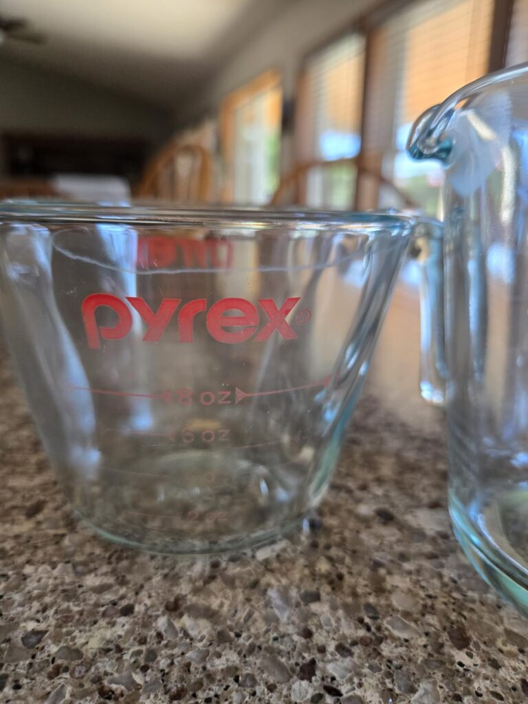 Pyrex 3-Piece Glass Measuring Cup Set
