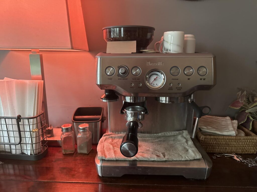Breville Barista Express BES870XL Review 2025