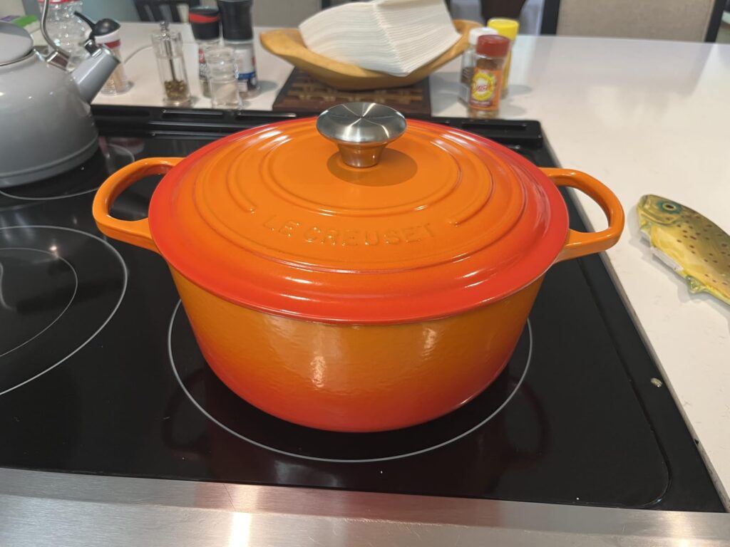 Le Creuset Enameled Cast Iron Signature 2