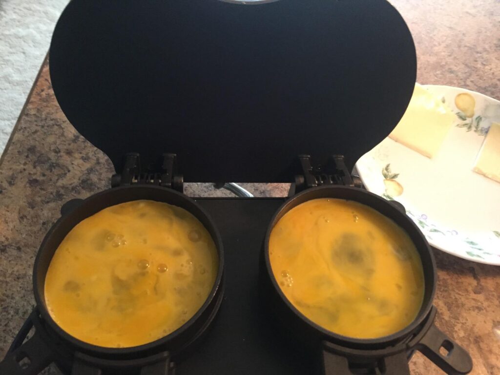 Hamilton Beach Dual Breakfast Sandwich Maker